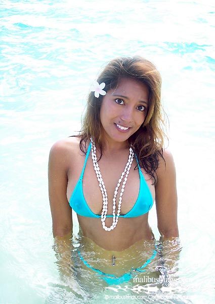 Liz in a Malibu Strings bikini in Hawaii.