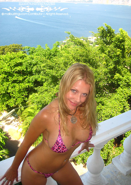 Anette in a Malibu Strings bikini in Acapulco.